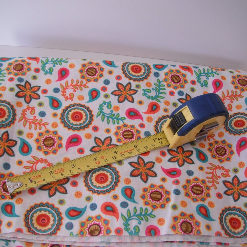 2.8 Yards 100% Quilting Cotton Fabric Width - 42" Floral Multicolor